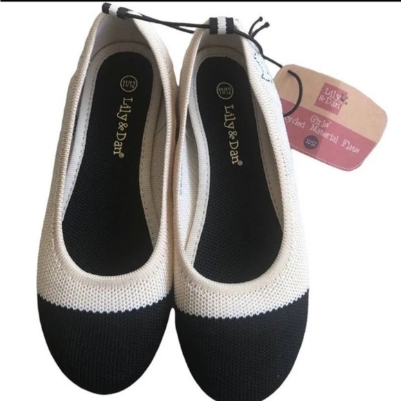 NWT Lily and Dan cat flats in size 11/12 - Picture 2 of 7